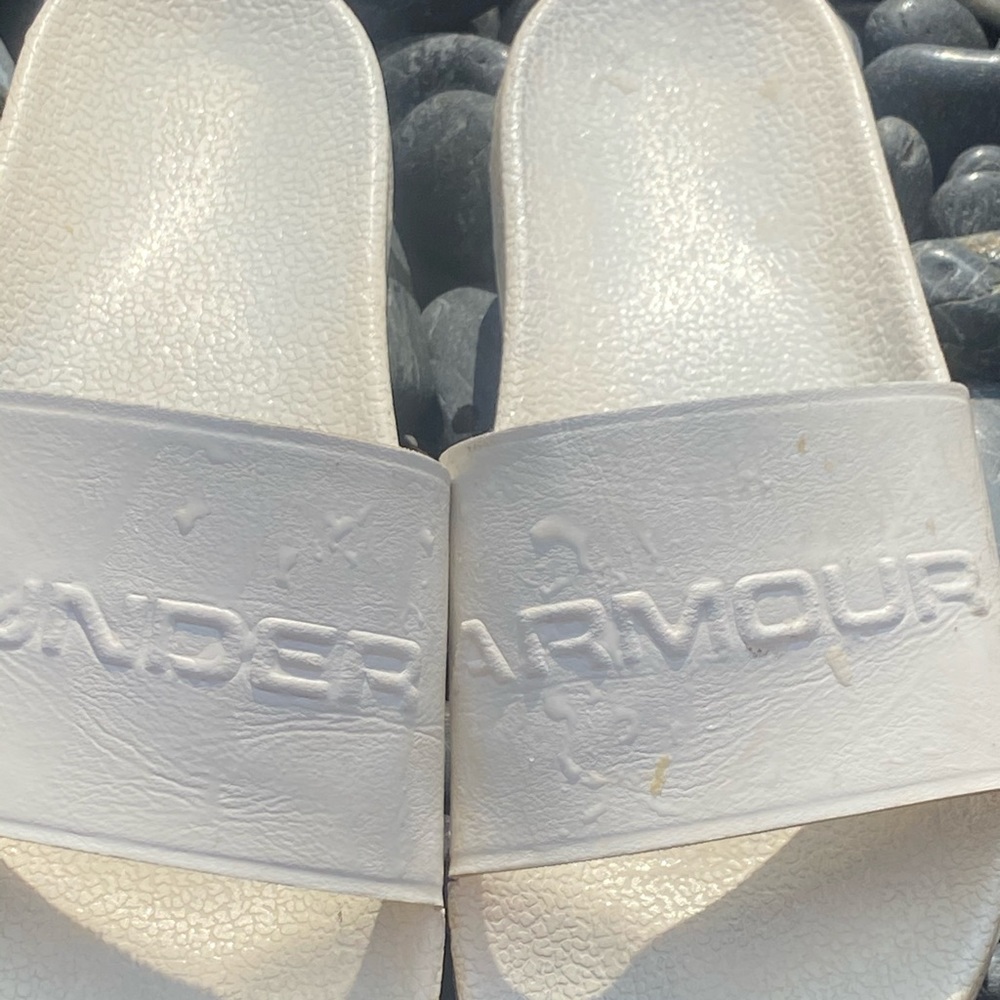 Under Armor Slides - image 1